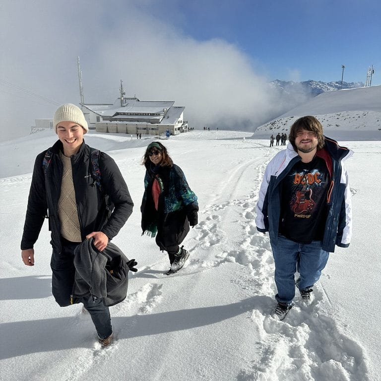 7BCD51B6-4345-4FC4-9F95-89020307C975_1_105_c