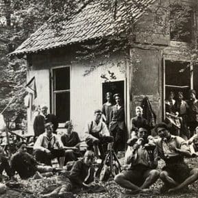 picture2_black&white_naturefriendhouse